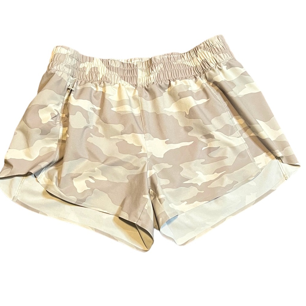 Women’s Athleta Hustle 3”Shorts Size XS Camouflage - Picture 1 of 4